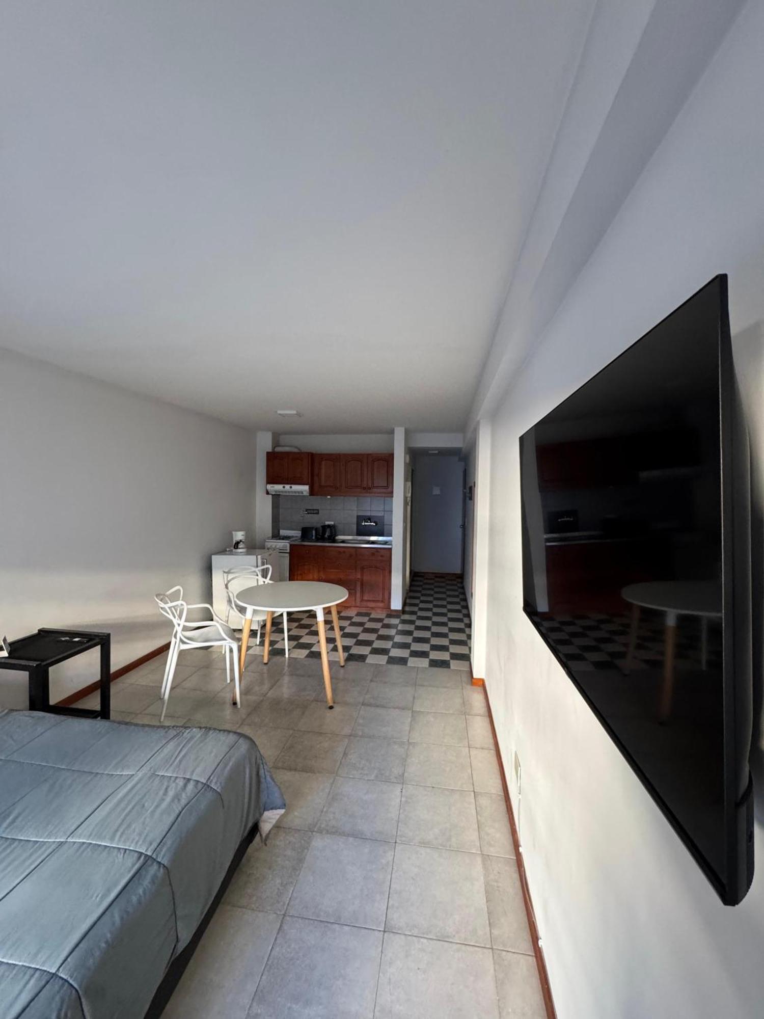 Apartamento Departamento Centrico Con Patio